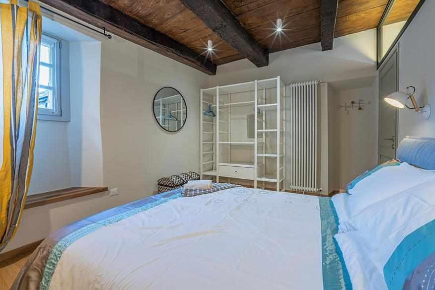 L Arco Appartamento Centro Storico Orta Sgiulio 奥尔塔圣朱利奥 外观 照片